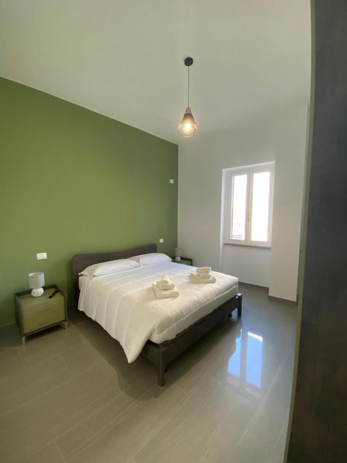 Naturelais Monopoli Luaran gambar