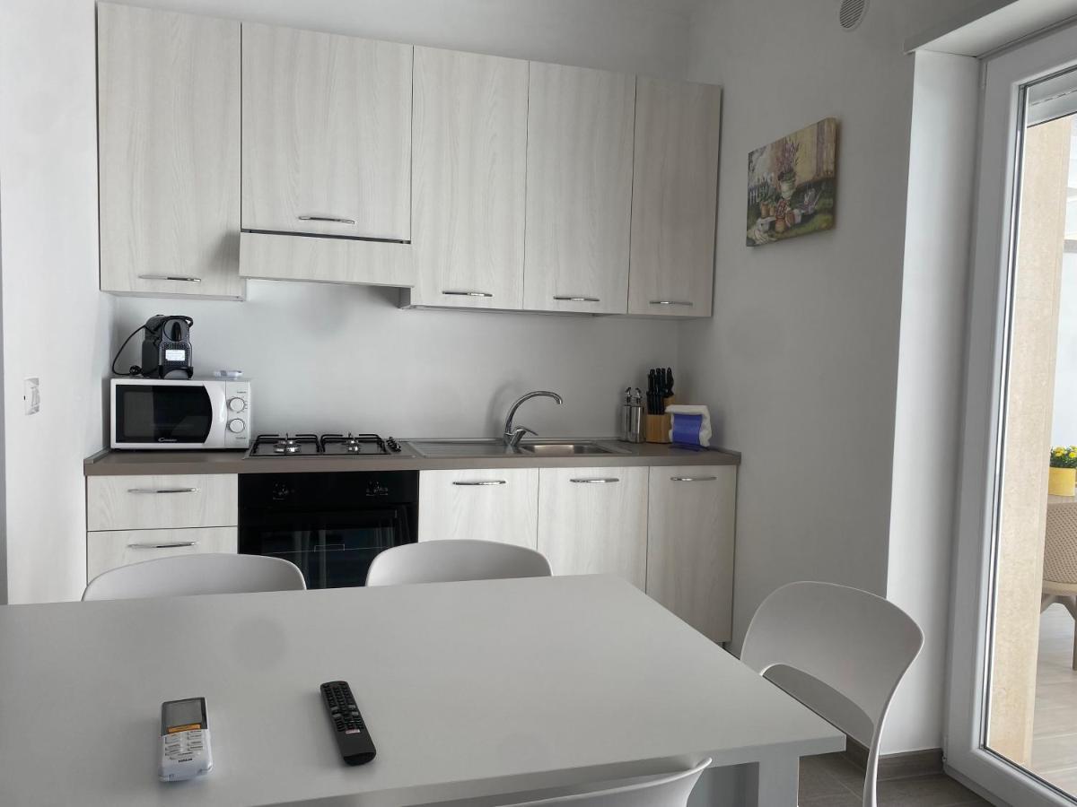 Naturelais Monopoli Luaran gambar